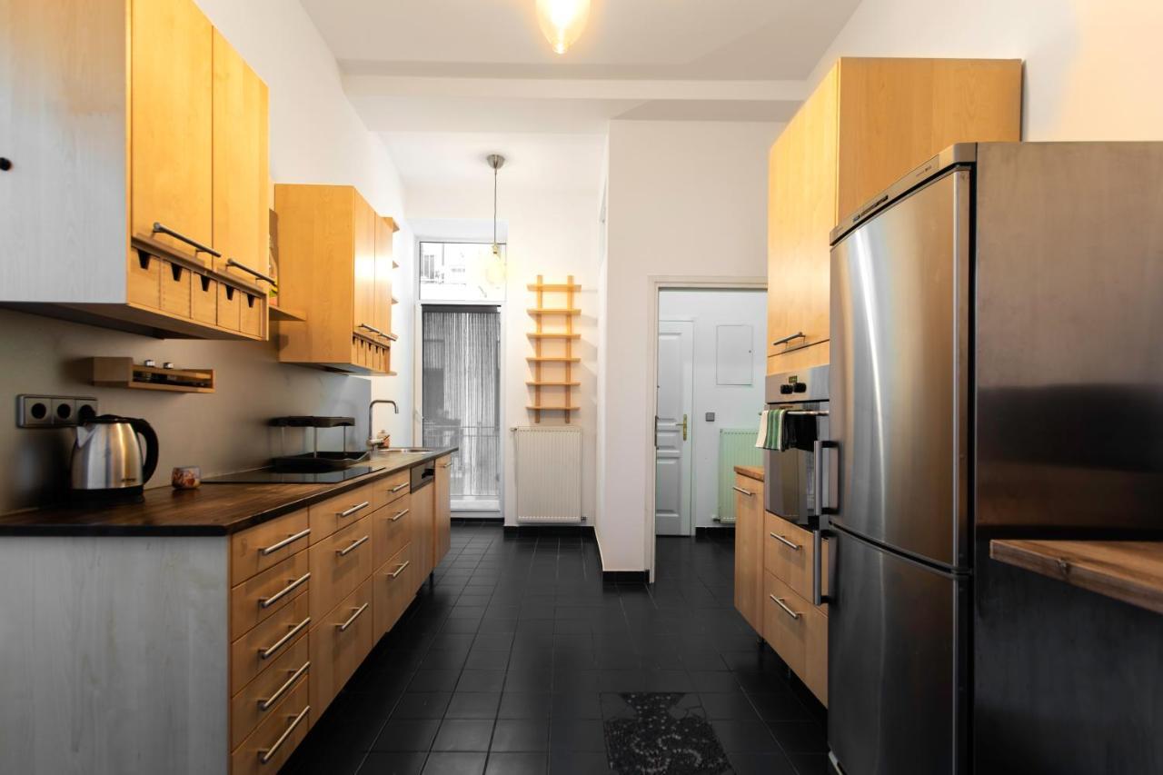3-Bedroom Apartment In Central Vienna Viena Exterior foto