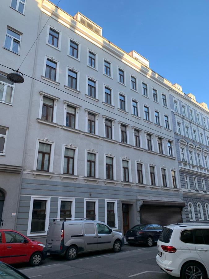 3-Bedroom Apartment In Central Vienna Viena Exterior foto